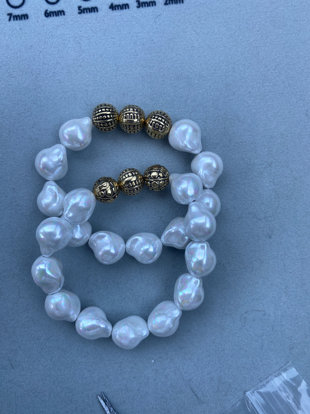Pearly White bracelet Apr29_15:00